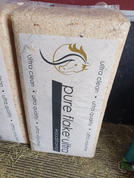 PINE WOOD SHAVINGS FOR CHICKENS AND HORSES LIVESTOCK