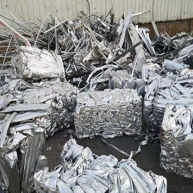 Aluminum alloy wheel scrap aluminum extrusion 6063 scrap/99% pure aluminum scrap