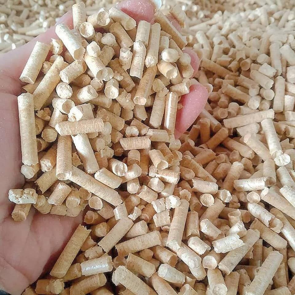 Quality Biomass Enplus Wood Pellets For Heating / A1 Enplus Certified Pellets In Stock Available For Sell